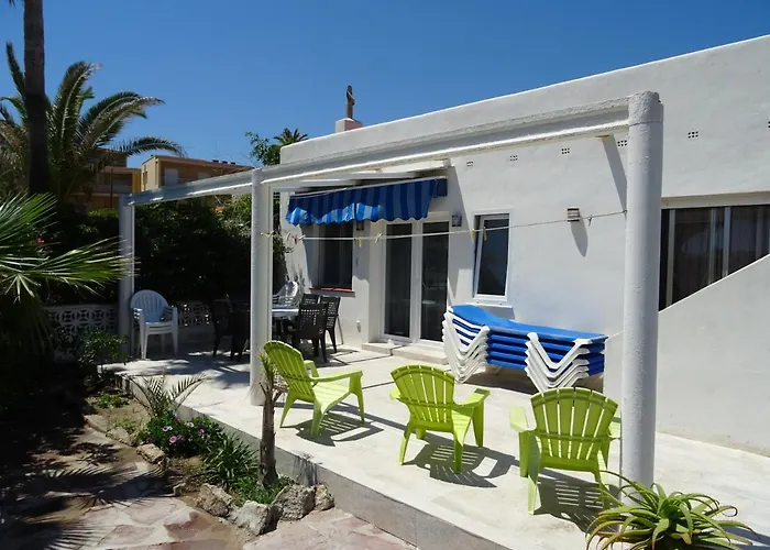 At Seafront With Private Garden-655 Vakantiehuis Dénia