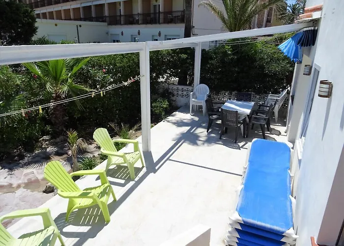 Holiday home At Seafront With Private Garden-655