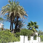 At Seafront With Private Garden-655 Holiday home *